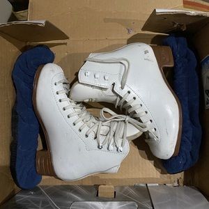 Kids Ice Skates Jackson